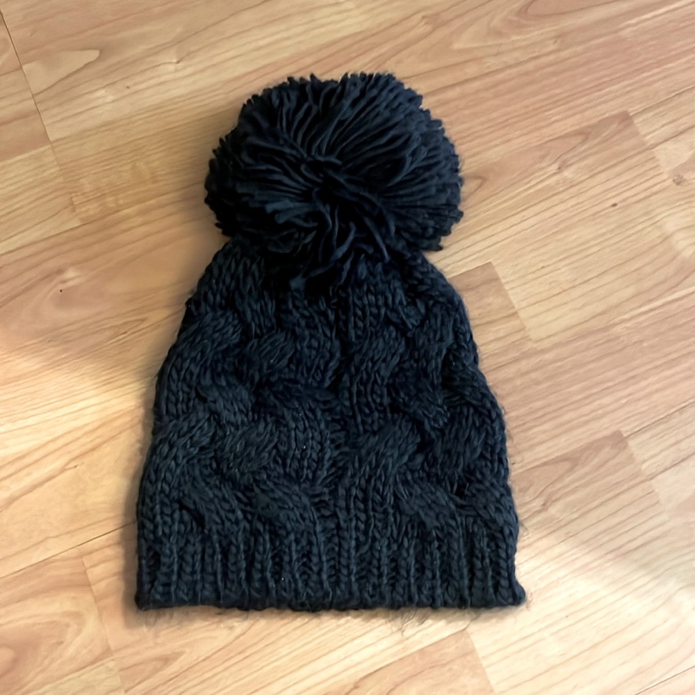 Women’s hat used like new